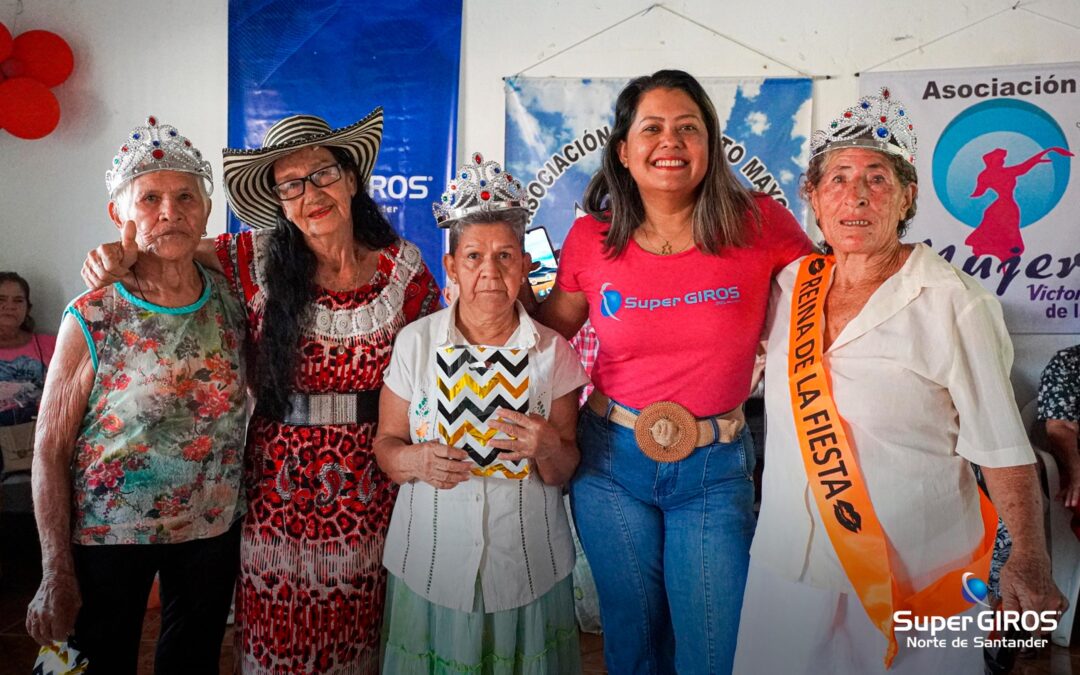 UN DOMINGO DE FIESTA Y ALEGRÍA: LOS ABUELOS DE LA PAZ BAILARON AL RITMO DE LA CARRANGA.