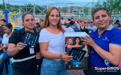 ANTONIA SANTOS SE UNE EN UNA TARDE DE BINGO Y ALEGRÍA.