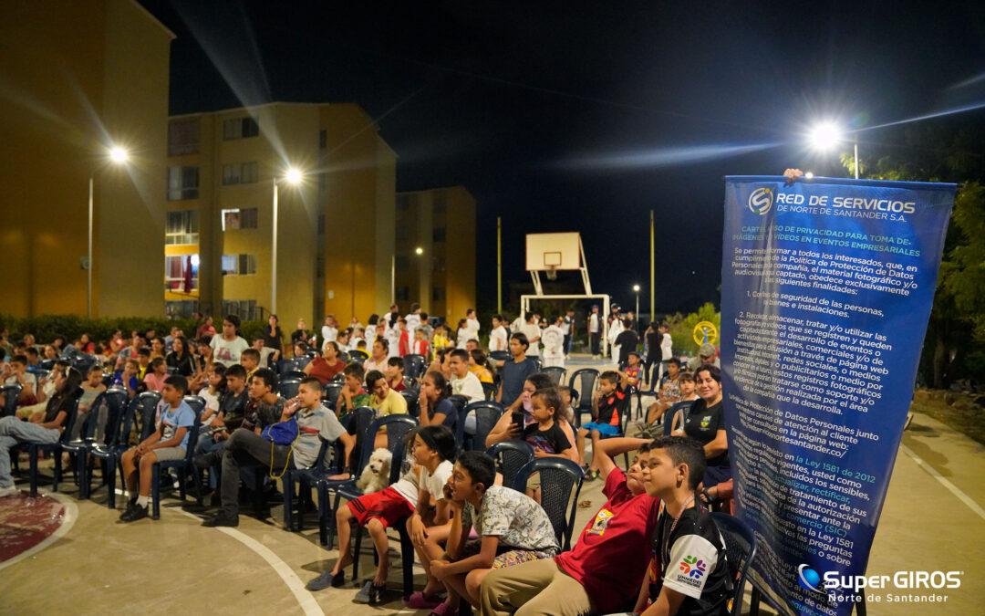 CINE AL BARRIO LLEVA ALEGRÍA A LOS NIÑOS DE TORCOROMA 3 EN CÚCUTA