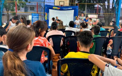 SuperGIROS LLEVA LA MAGIA DEL CINE A LOS NIÑOS DEL BARRIO LOS ACACIOS EN CÚCUTA