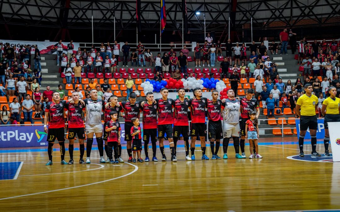 CÚCUTA FUTSAL F.C. E ICSIN F.C. EMPATAN 2-2 EN UN EMOCIONANTE ENCUENTRO EN EL POLIDEPORTIVO TOTO HERNÁNDEZ.