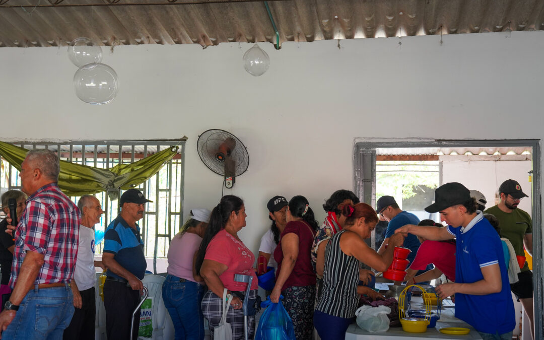 UN DESAYUNO QUE ALIMENTA EL ALMA: SUPERGIROS JUNTO A LA FUNDACIÓN LA PAZ