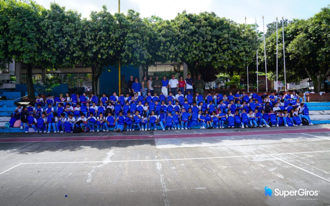 ¡SUPERGIROS LLEGÓ A SARDINATA CON SU PROGRAMA ECOKIDS 164 KIDS PARA SEMBRAR INGLÉS Y FUTURO EN LOS NIÑOS!