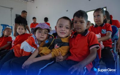 SUPERGIROS LLEVA EL PROGRAMA ECOKIDS AL INSTITUTO TÉCNICO AGRÍCOLA EL ZUMBADOR EN GRAMALOTE