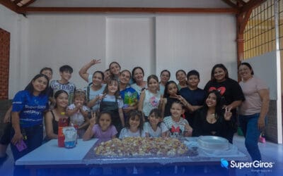 16 CORAZONES QUE IMAGINAN, CREAN Y SE DIVIERTEN