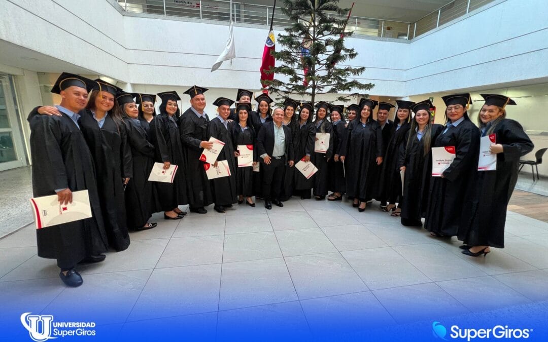 ¡GRADUACIÓN DE NUESTROS LÍDERES COMERCIALES!